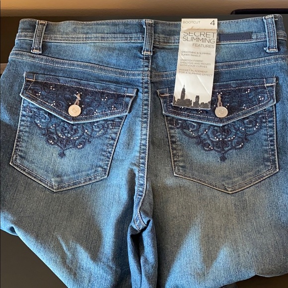 Women’s Jones New York Madison jeans - Picture 8 of 11